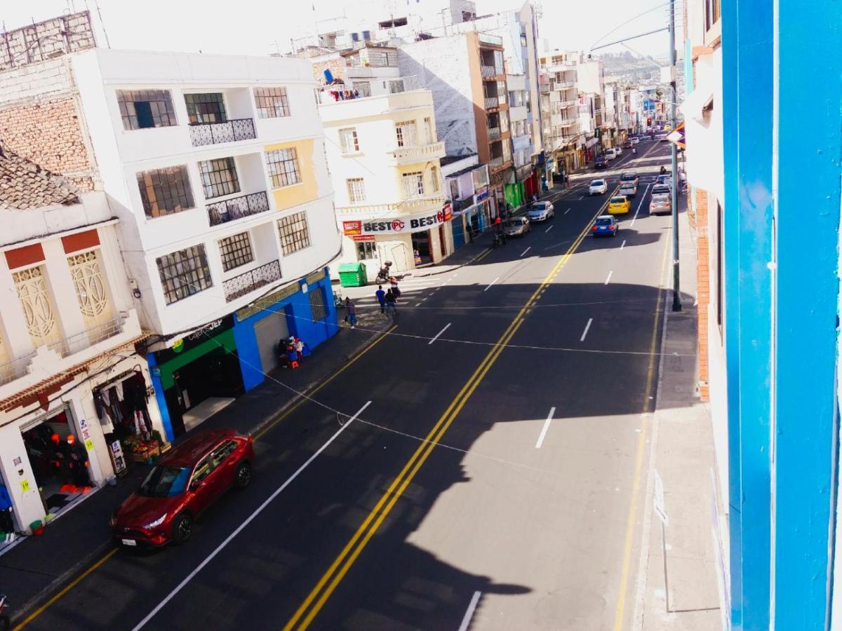 Hotel Nápoles Emperador II Ambato Esterno foto